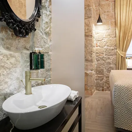 Design Anima Mundi Citycentre Right Next To Diocletian's Palace *