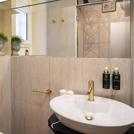 Guest house Design Anima Mundi Citycentre Right Next To Diocletian's Palace Split