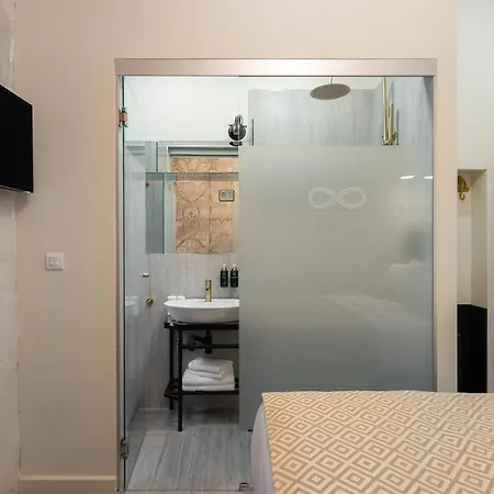 Design Anima Mundi Citycentre Right Next To Diocletian's Palace *